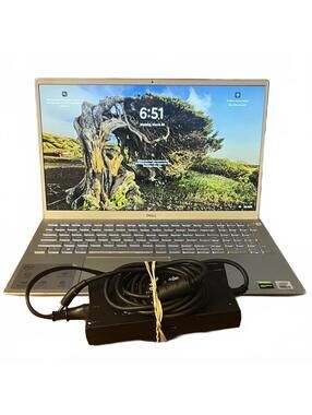 Dell Inspiron 7501 15.6" Intel Core i7-10750H 8GB RAM 500GB SSD Windows 11 Home